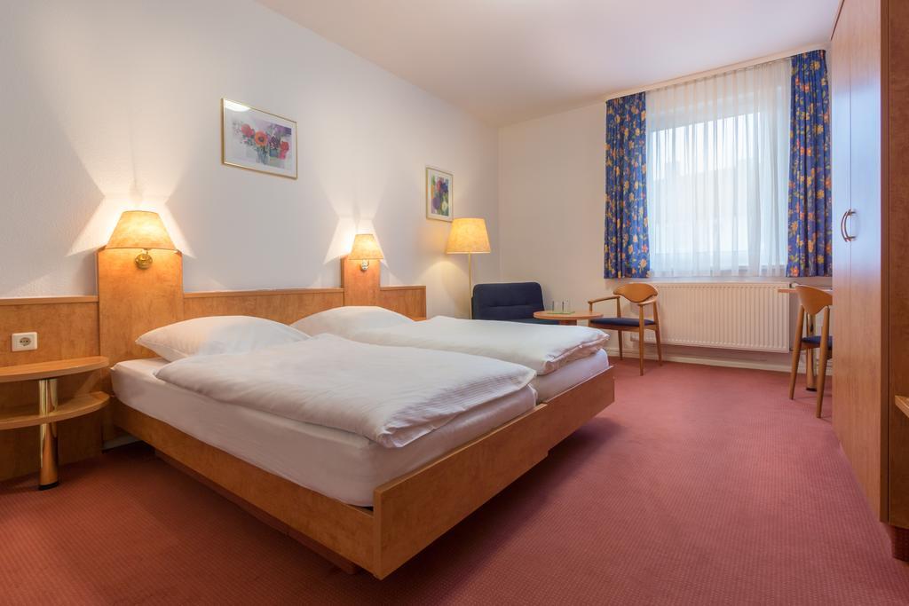 Cvjm Am Wollmarkt Hotel 2*